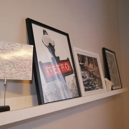 Studio For 3 In The Center Of Daire Paris